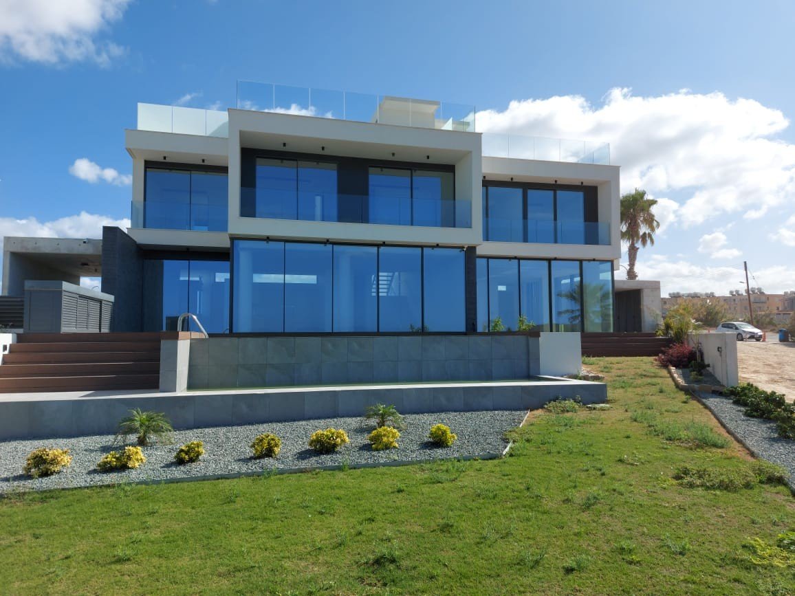 Property for Sale: House (Semi detached) in Kato Paphos, Paphos  | 1stclass Homes PH