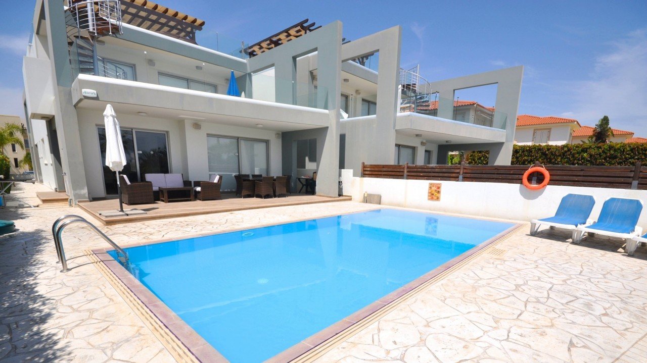 Property for Sale: Apartment (Flat) in Pervolia, Larnaca  | 1stclass Homes PH