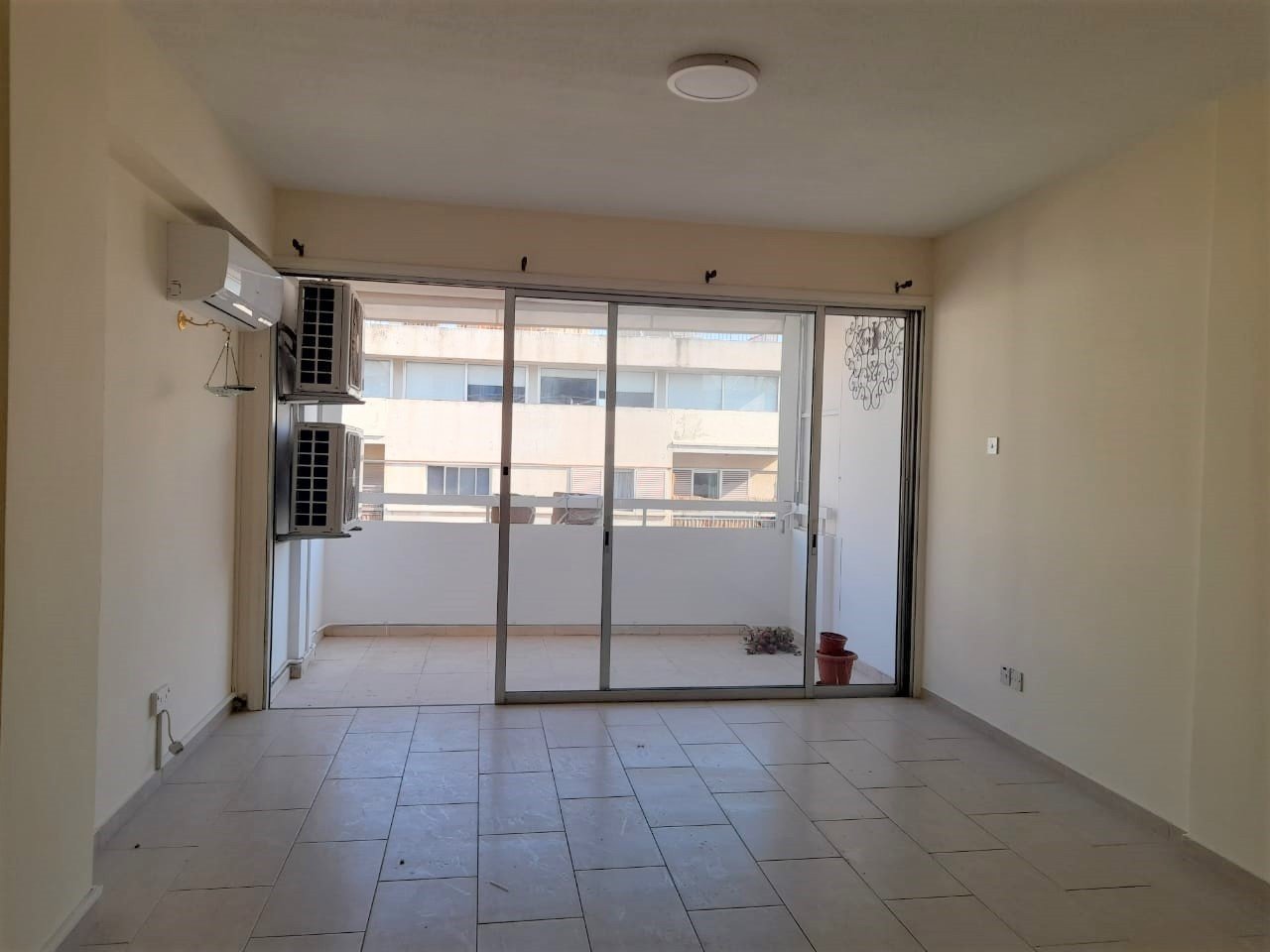 Property for Rent: Commercial (Office) in Agioi Omologites, Nicosia for Rent | 1stclass Homes PH