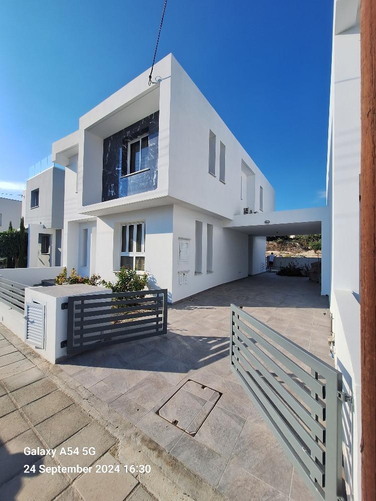 Property for Sale: House (Detached) in Livadia, Larnaca  | 1stclass Homes PH