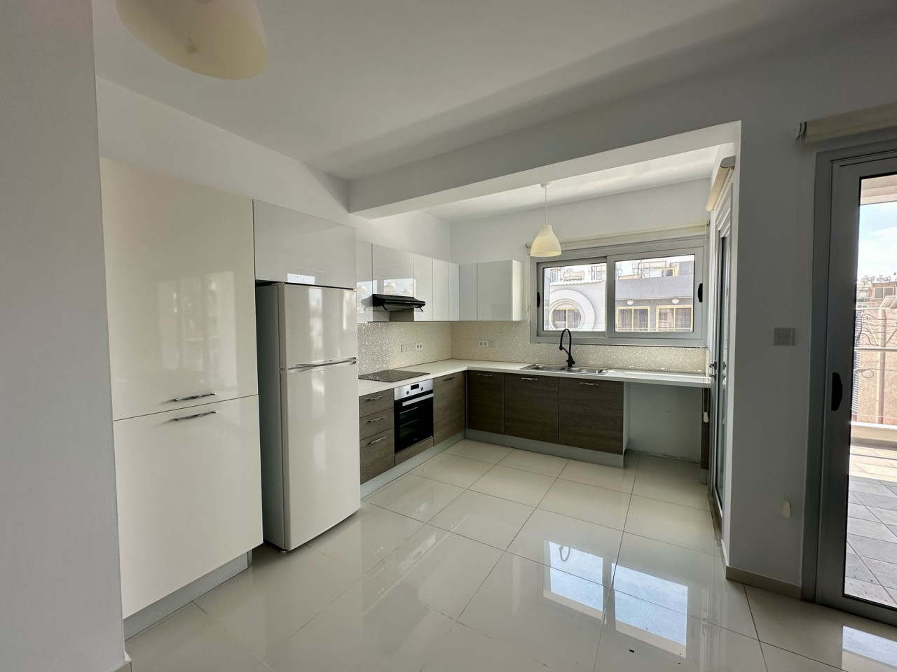 Property for Rent: Apartment (Penthouse) in Potamos Germasoyias, Limassol for Rent | Key Realtor Cyprus