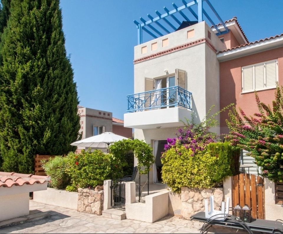 Property for Sale: House (Maisonette) in Universal, Paphos  | Key Realtor Cyprus