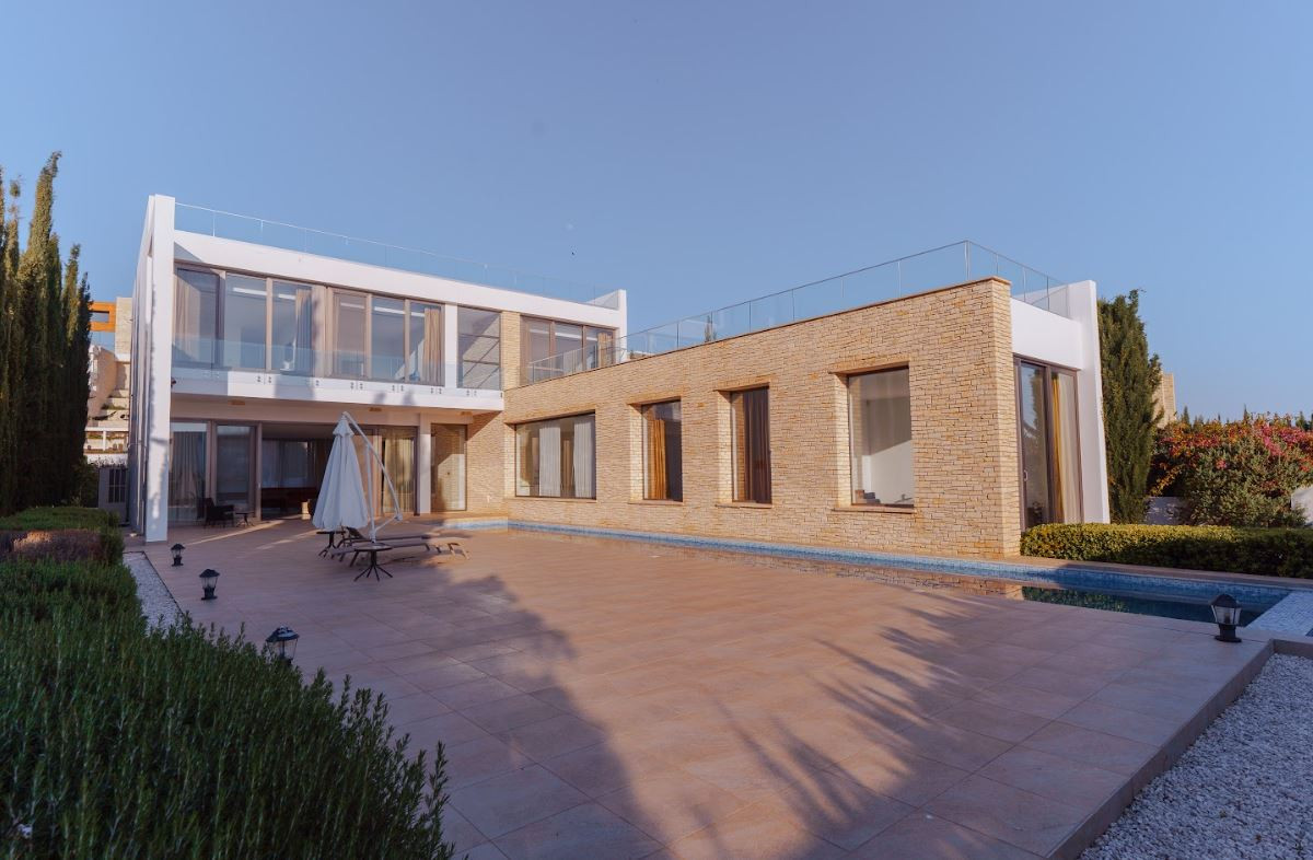 Property for Rent: House (Detached) in Sea Caves Pegeia, Paphos for Rent | Key Realtor Cyprus
