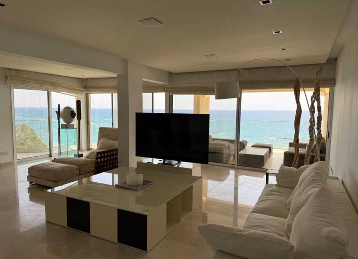 Property for Rent: Apartment (Penthouse) in Moutagiaka, Limassol for Rent | Key Realtor Cyprus