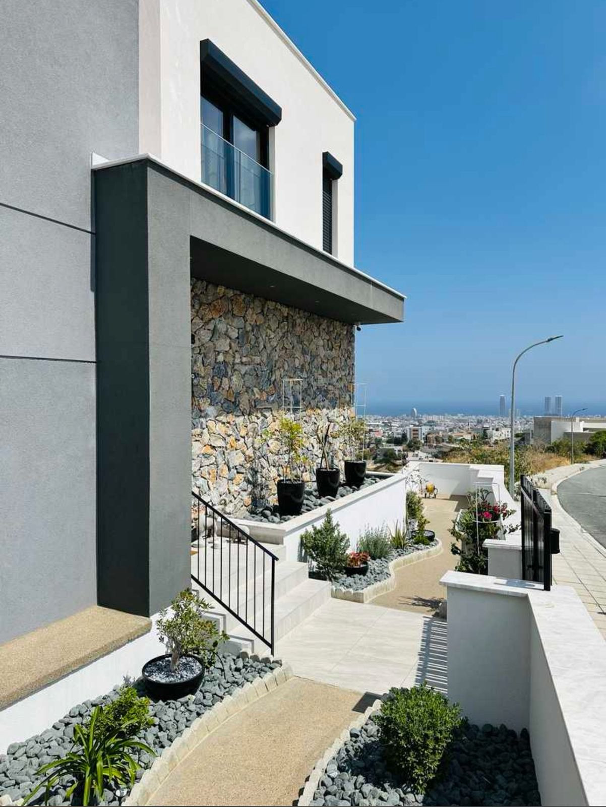 Property for Rent: House (Detached) in Agios Athanasios, Limassol for Rent | Key Realtor Cyprus