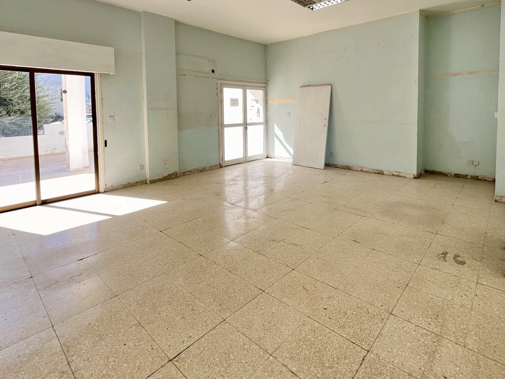 Property for Rent: Commercial (Shop) in Engomi, Nicosia for Rent | Key Realtor Cyprus