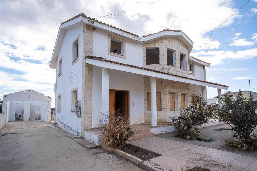 Property for Sale: Investment (Mixed Use) in Skarinou, Larnaca  | Key Realtor Cyprus