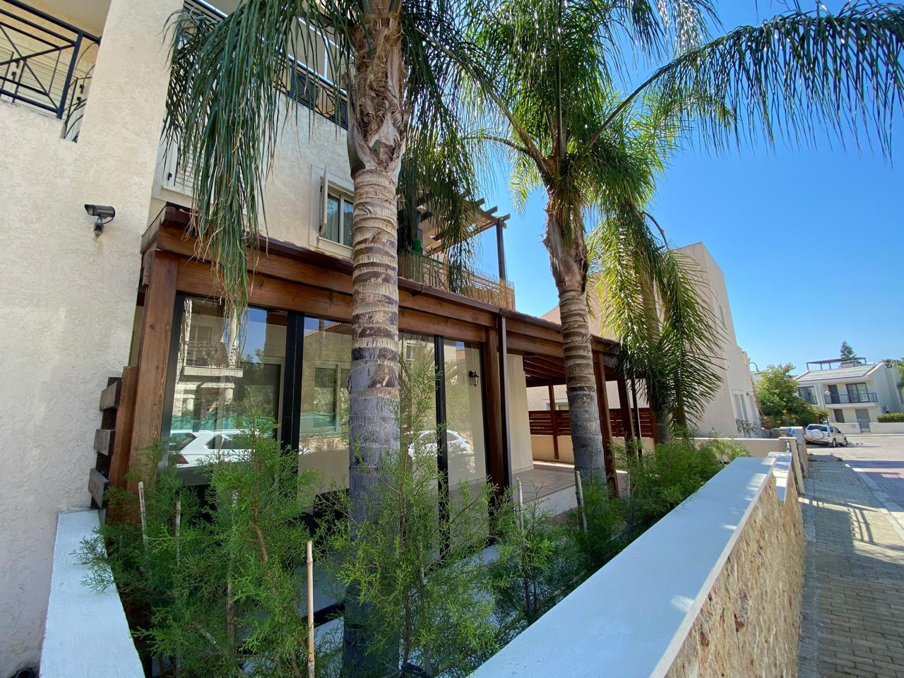 Property for Rent: Apartment (Flat) in Park Lane Area, Limassol for Rent | Key Realtor Cyprus