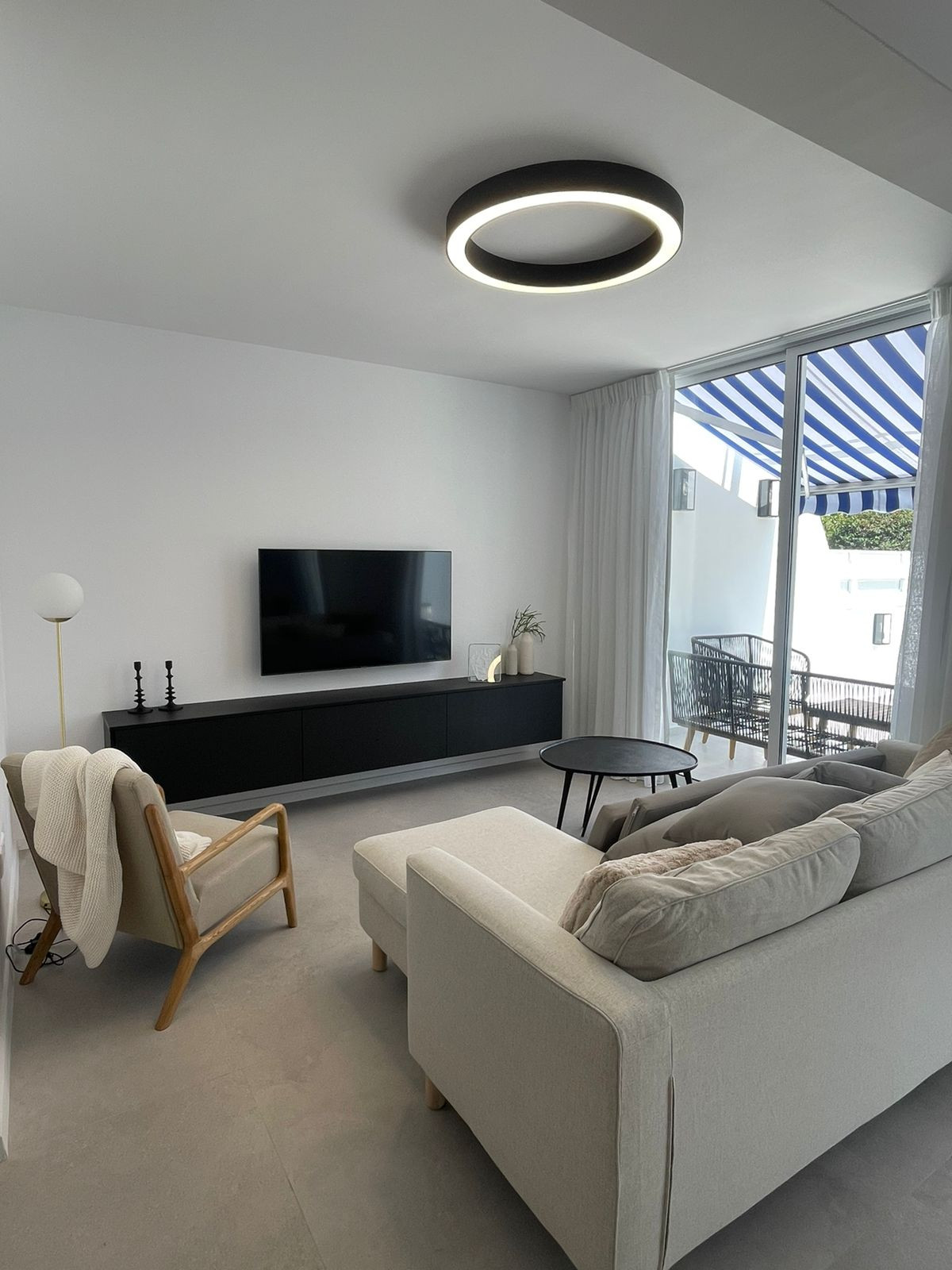 Property for Rent: Apartment (Flat) in Amathus Area, Limassol for Rent | Key Realtor Cyprus