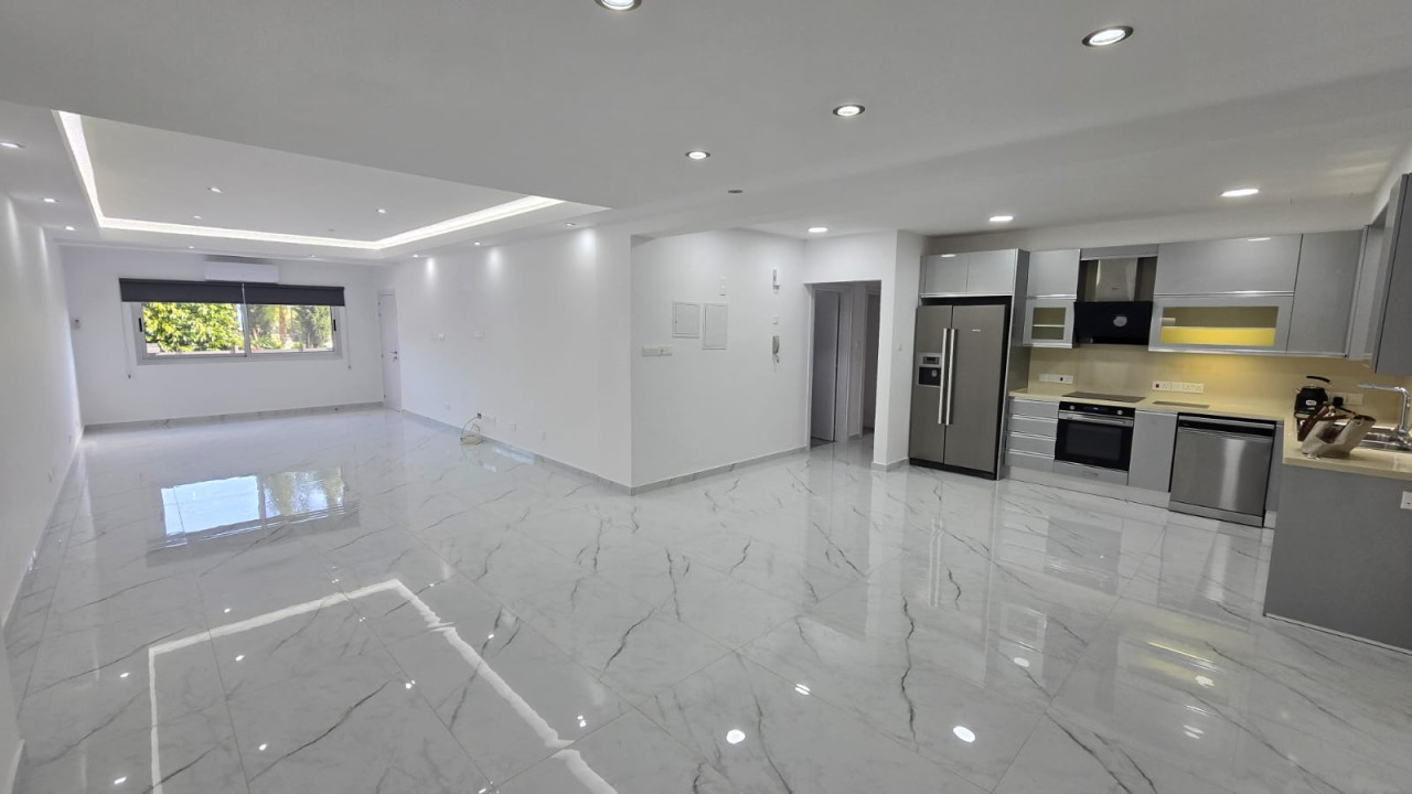 Property for Rent: Apartment (Flat) in Posidonia Area, Limassol for Rent | Key Realtor Cyprus