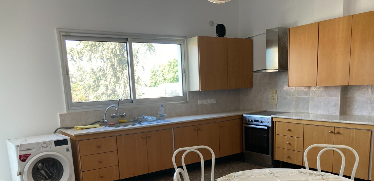 Property for Rent: Apartment (Flat) in Petrou kai Pavlou, Limassol for Rent | Key Realtor Cyprus