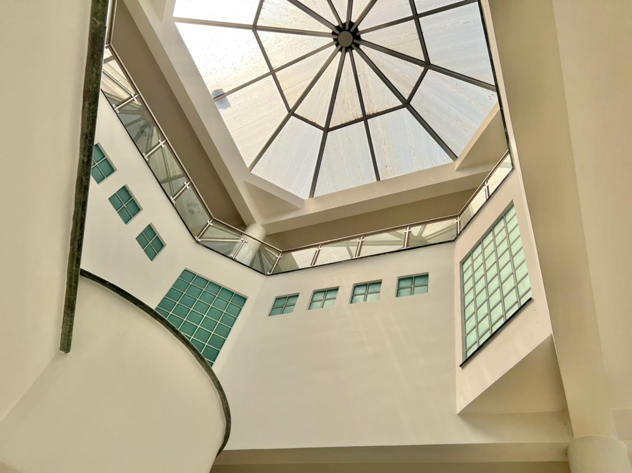 Property for Rent: Commercial (Building) in Strovolos, Nicosia for Rent | Key Realtor Cyprus