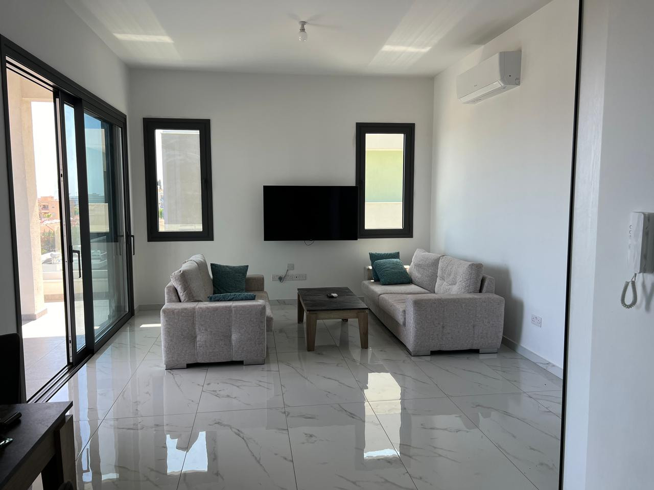 Property for Rent: Apartment (Flat) in Moutagiaka Tourist Area, Limassol for Rent | Key Realtor Cyprus