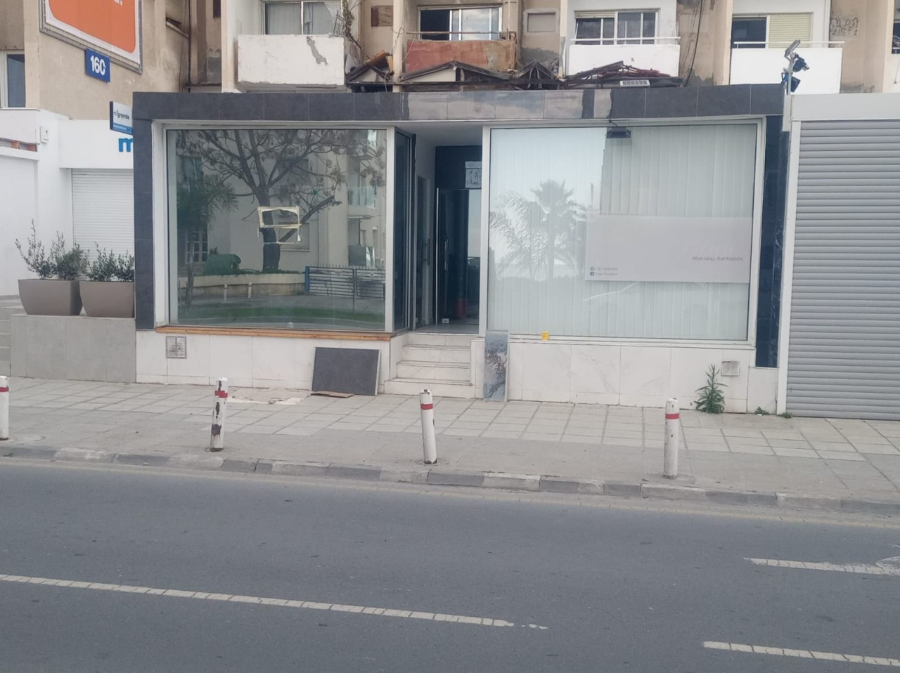 Property for Rent: Commercial (Shop) in Germasoyia Tourist Area, Limassol for Rent | Key Realtor Cyprus