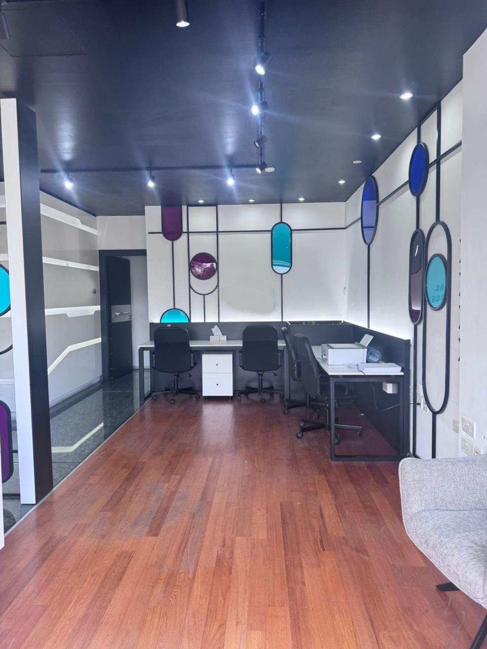 Property for Rent: Commercial (Office) in Molos Area, Limassol for Rent | Key Realtor Cyprus