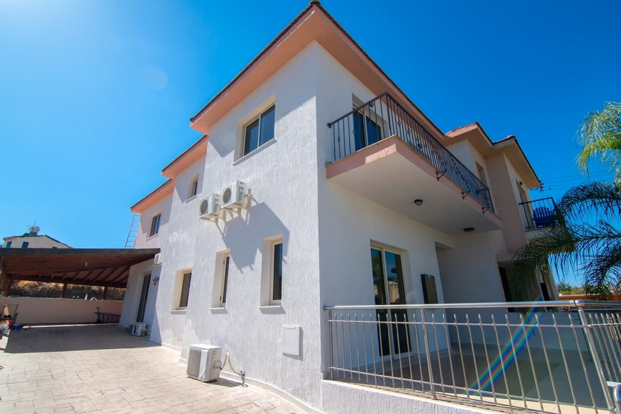 Property for Rent: House (Semi detached) in Parekklisia, Limassol for Rent | Key Realtor Cyprus
