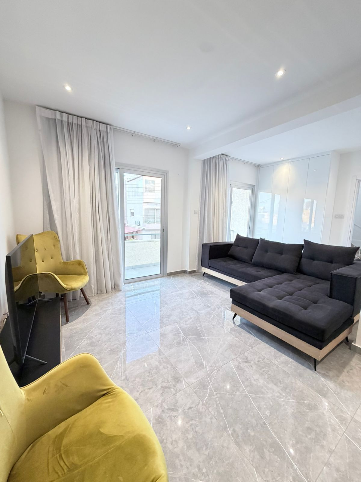 Property for Rent: Apartment (Penthouse) in Germasoyia Tourist Area, Limassol for Rent | Key Realtor Cyprus
