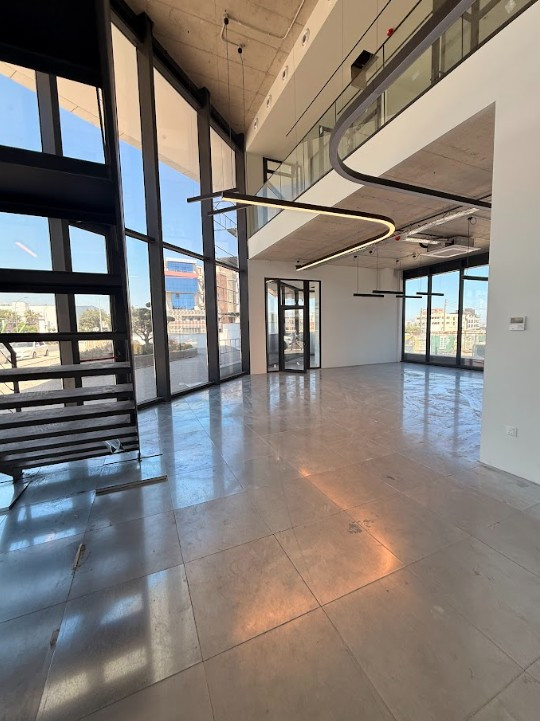 Property for Sale: Commercial (Shop) in Mesa Geitonia, Limassol  | Key Realtor Cyprus