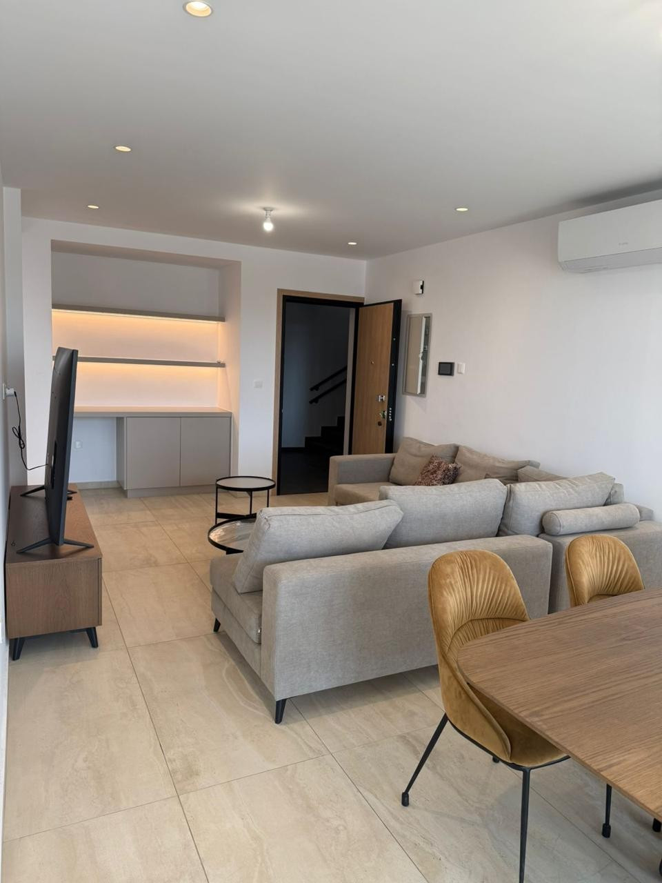 Property for Rent: Apartment (Penthouse) in Agios Georgios, Limassol for Rent | Key Realtor Cyprus