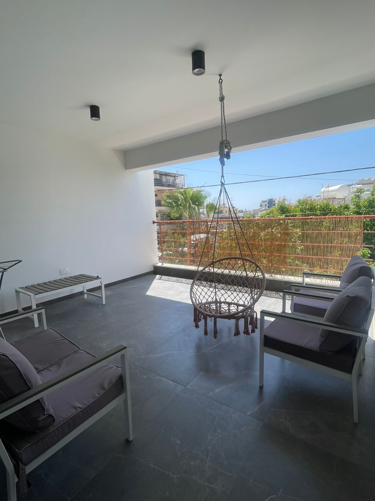 Property for Rent: Apartment (Flat) in Mesa Geitonia, Limassol for Rent | Key Realtor Cyprus
