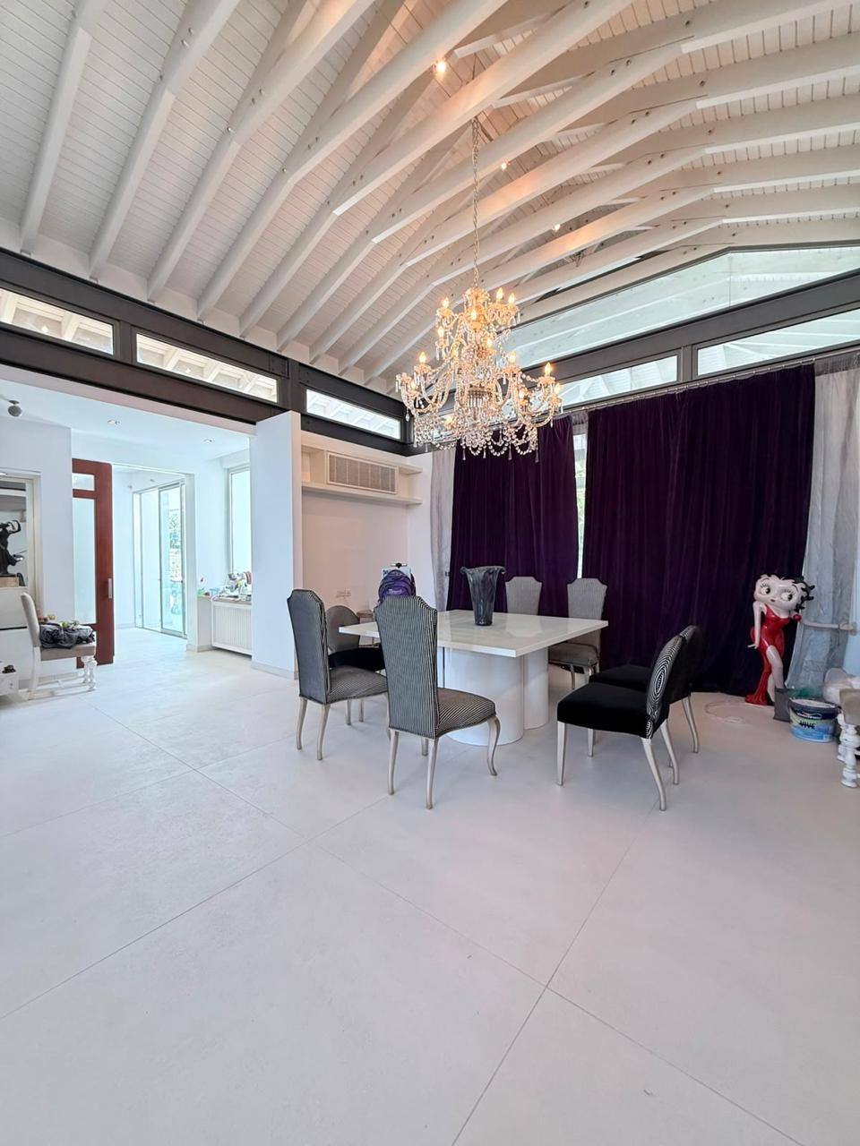 Property for Rent: Commercial (Building) in Agia Zoni, Limassol for Rent | Key Realtor Cyprus