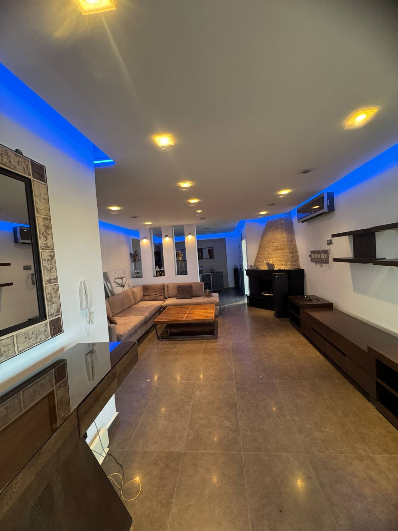 Property for Rent: Apartment (Penthouse) in Mesa Geitonia, Limassol for Rent | Key Realtor Cyprus