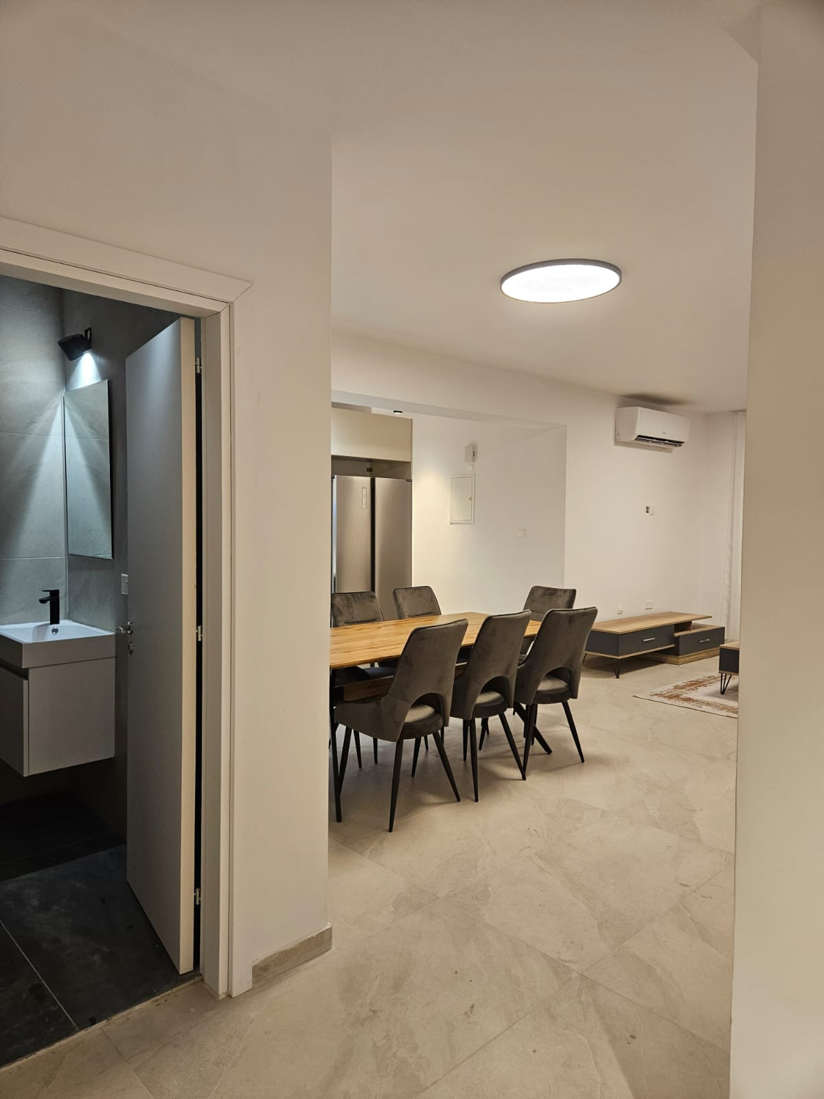 Property for Rent: Apartment (Flat) in Neapoli, Limassol for Rent | Key Realtor Cyprus