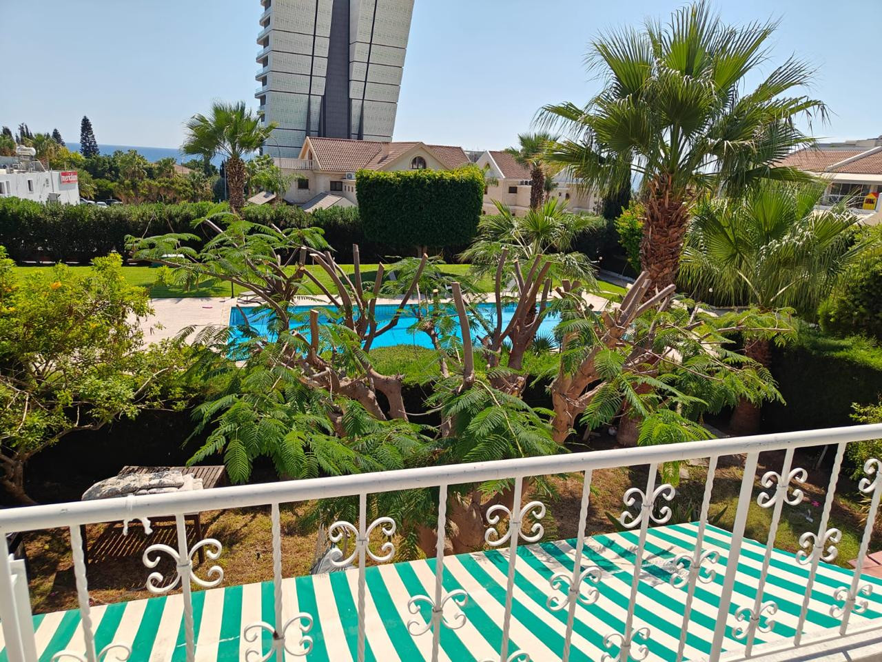 Property for Rent: Apartment (Flat) in Amathus Area, Limassol for Rent | Key Realtor Cyprus
