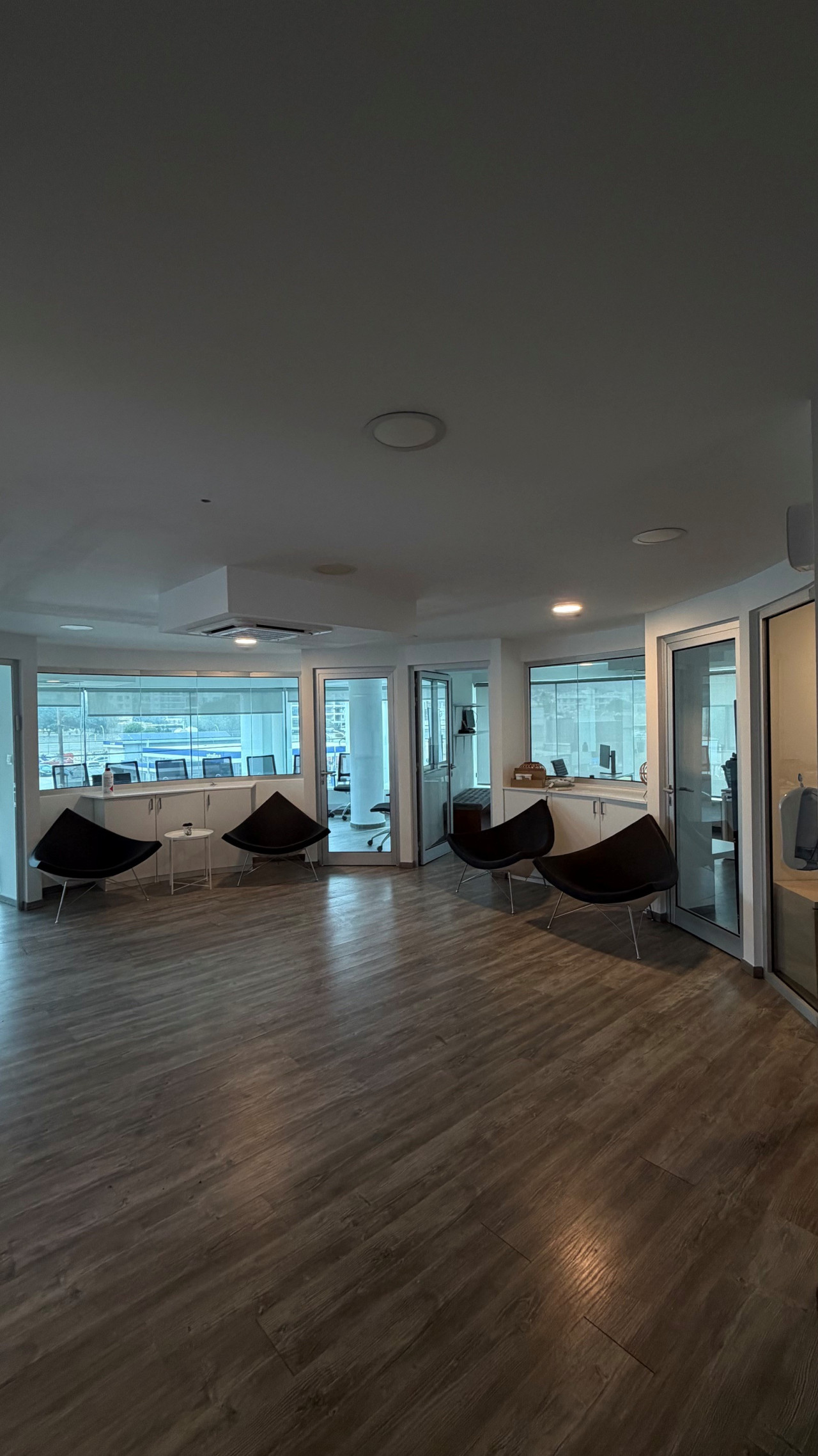 Property for Rent: Commercial (Office) in Germasoyia Tourist Area, Limassol for Rent | Key Realtor Cyprus