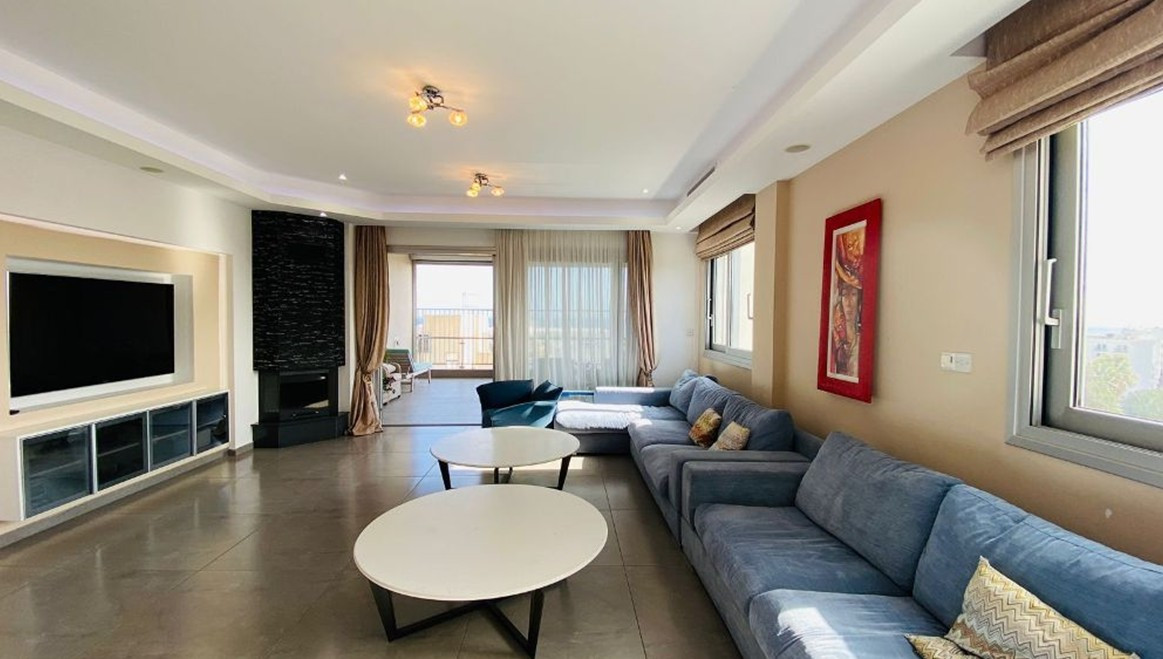 Property for Rent: Apartment (Penthouse) in Agios Tychonas, Limassol for Rent | Key Realtor Cyprus