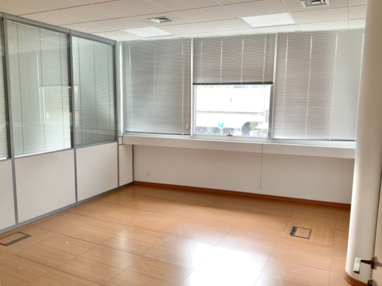 Property for Rent: Commercial (Office) in Acropoli, Nicosia for Rent | Key Realtor Cyprus